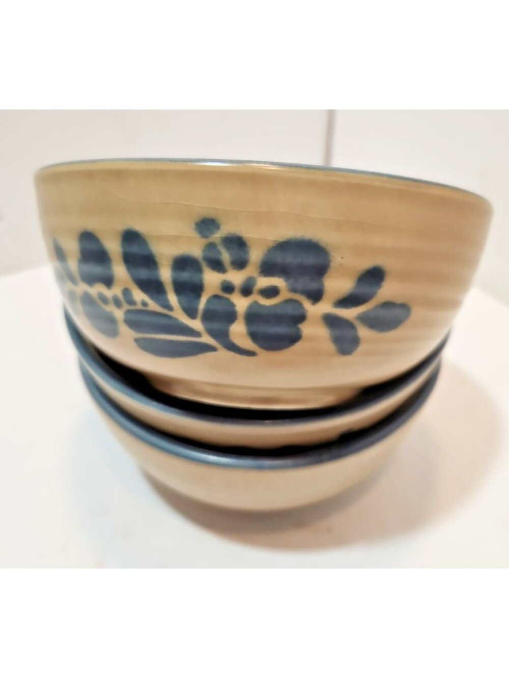 Vtg Pfaltzgraff Folk Art Soup/Cereal Bowls #009 Set of 3 Castle USA Tan & Blue